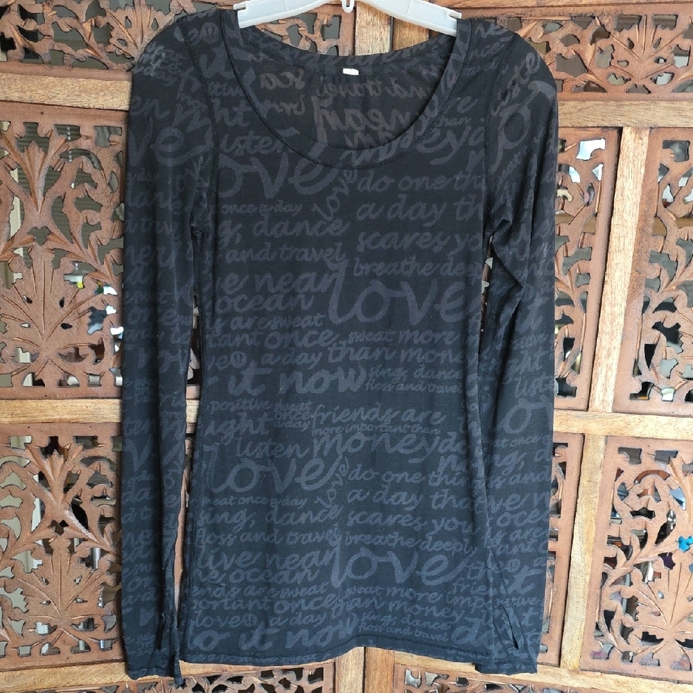 Lululemon Women's Black Graphic Long Sleeve Top